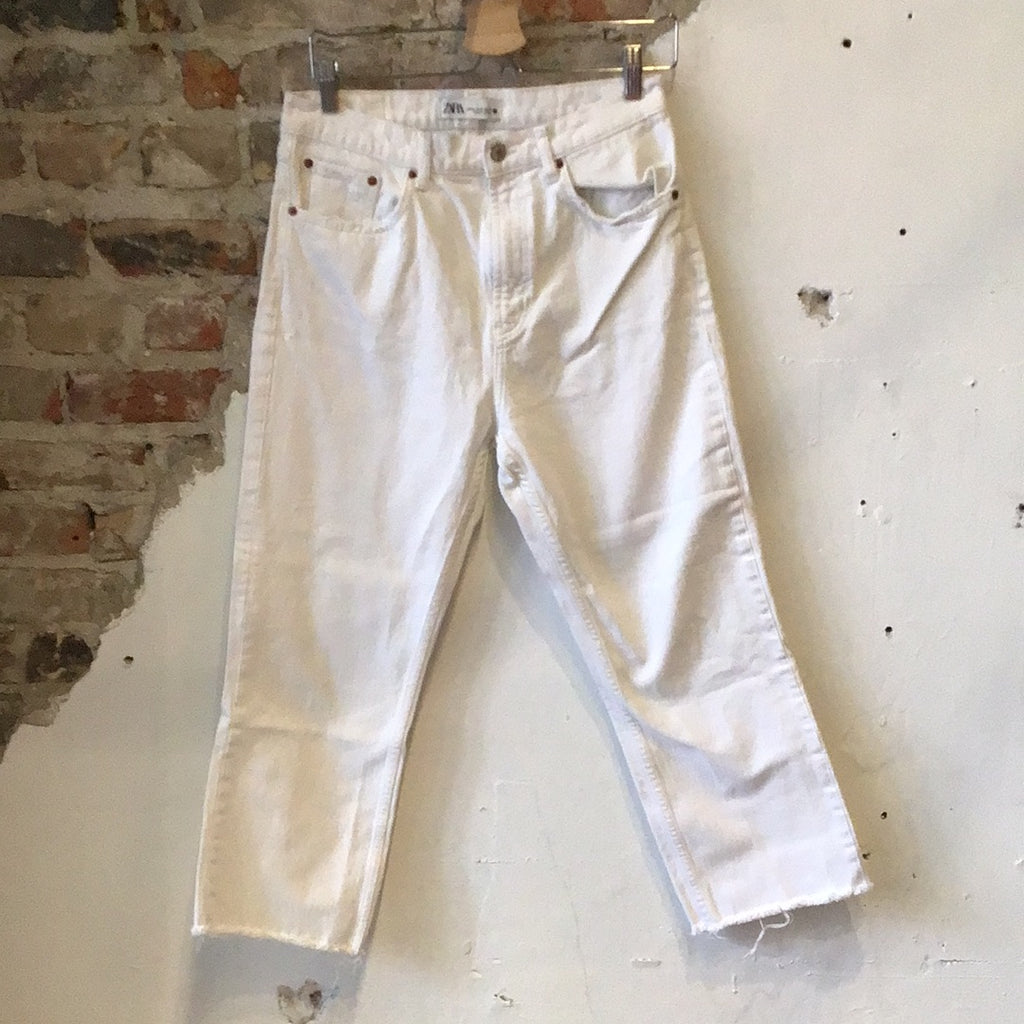 Zara l white jeans, Size 8